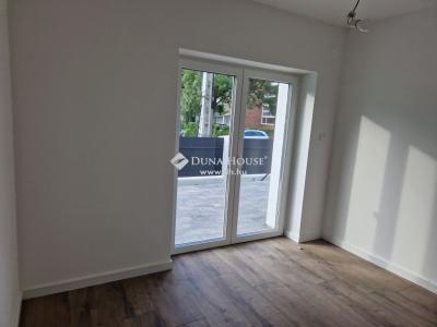 Eladó családi ház Balatonszárszó