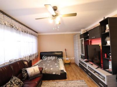 Eladó családi ház Budapest