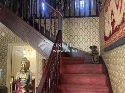 Eladó családi ház Budapest