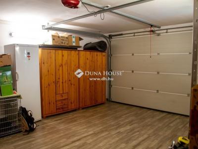 Eladó családi ház Pécel