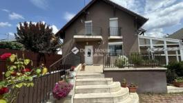 Eladó családi ház Vecsés