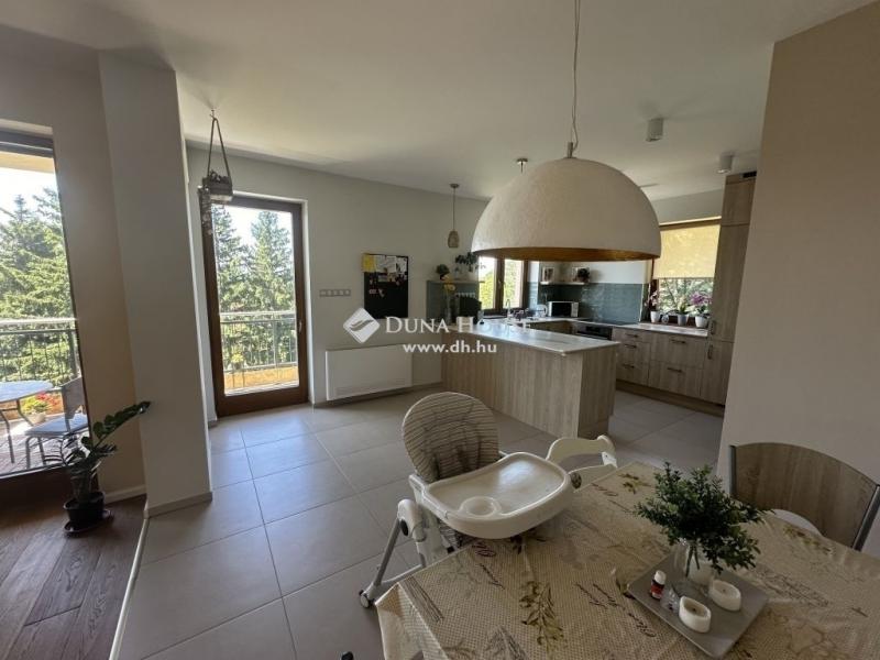 Eladó családi ház Piliscsaba