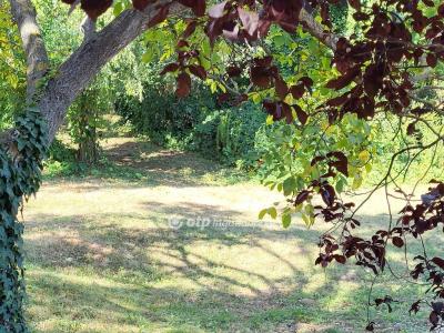 Eladó lakóövezeti telek Siófok