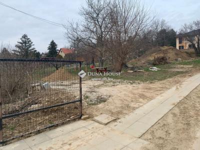 Eladó lakóövezeti telek Budapest