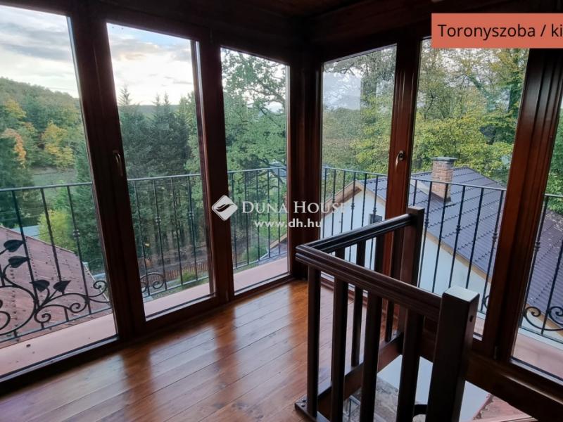 Eladó nyaraló Komló