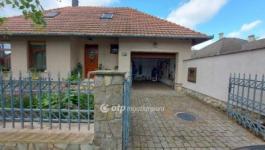 Eladó családi ház Szajk