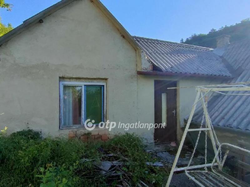 Eladó családi ház Pécs