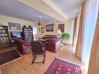 Eladó családi ház Pécs