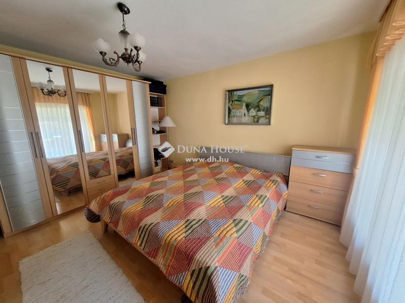 Eladó családi ház Pécs