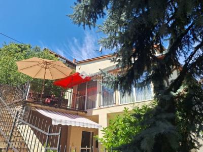Eladó családi ház Pécs