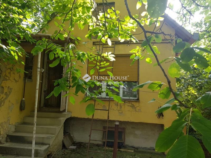 Eladó családi ház Pécs