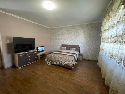 Eladó családi ház Nagykáta