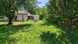 Eladó külterületi telek Pécs