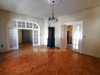 Eladó családi ház Kaposvár