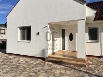 Eladó családi ház Vonyarcvashegy