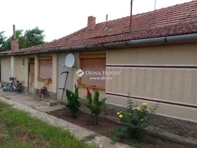 Eladó családi ház Végegyháza