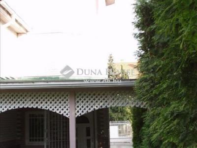Eladó családi ház Budapest