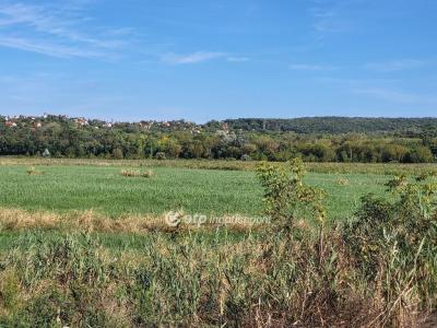 Eladó lakás Szántód