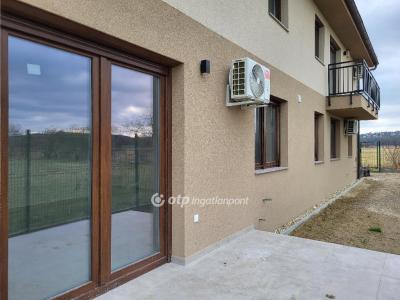 Eladó lakás Szántód