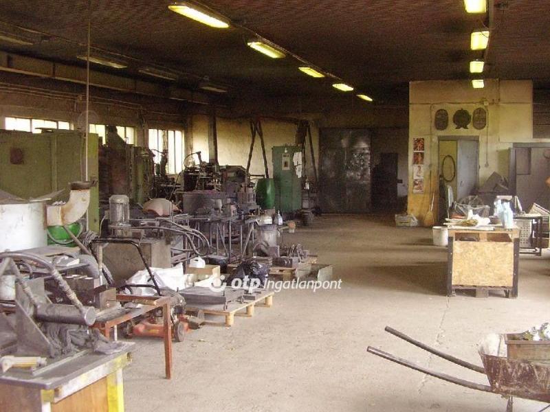 Eladó ipari terület Őrbottyán