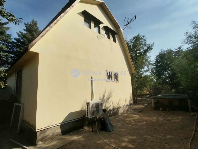 Eladó családi ház Tápiószentmárton