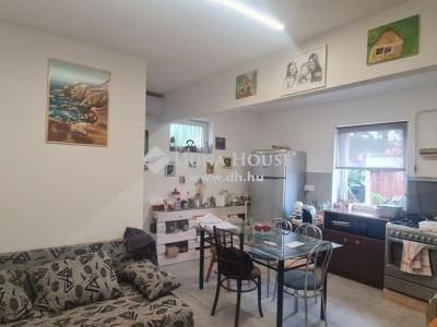 Eladó családi ház Monor