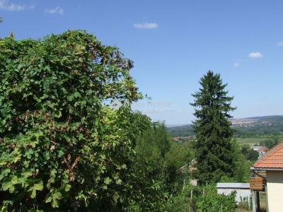 Eladó lakóövezeti telek Esztergom