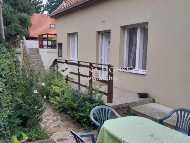 Eladó családi ház Balatonszepezd