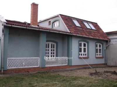 Eladó családi ház Gyöngyös