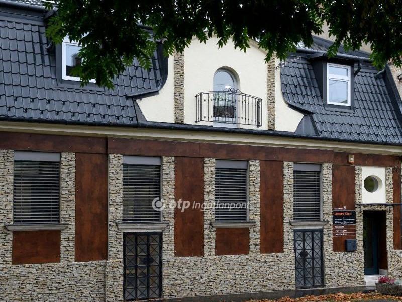 Eladó családi ház Budapest