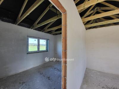 Eladó lakás Szántód