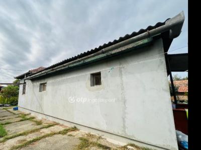 Eladó családi ház Debrecen