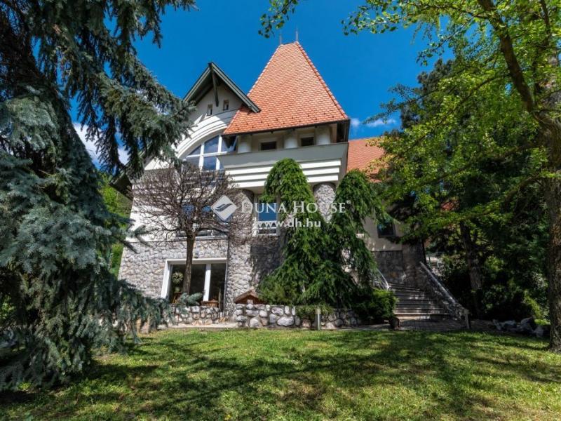 Eladó családi ház Pécs