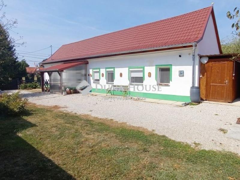 Eladó családi ház Szőkedencs