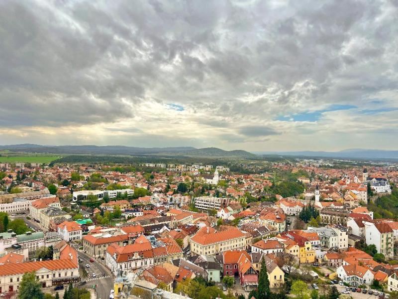 Eladó lakás Veszprém