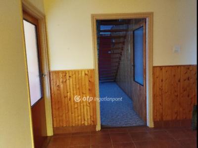 Eladó családi ház - 5100 Jászberény
