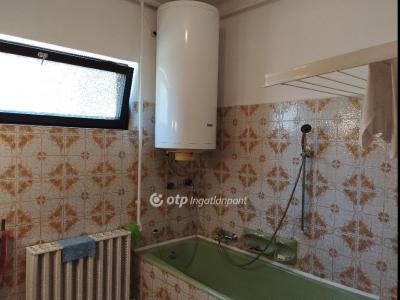 Eladó családi ház - 5100 Jászberény