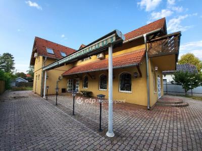 Eladó családi ház Siófok