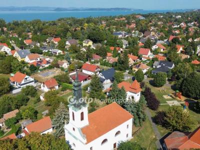 Eladó családi ház Balatonszárszó