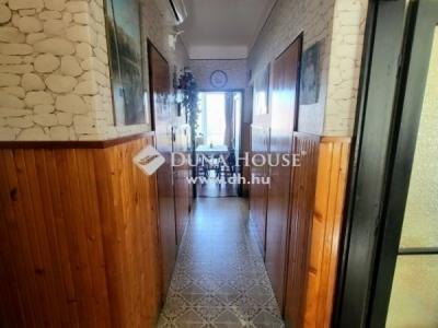 Eladó lakás Kistarcsa