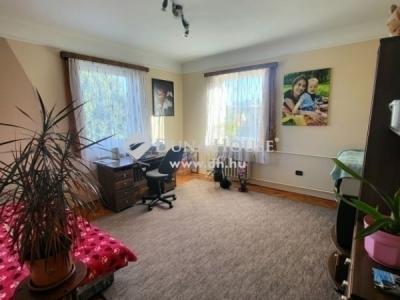 Eladó lakás Kistarcsa