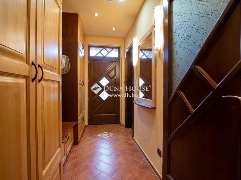 Eladó családi ház Kistarcsa