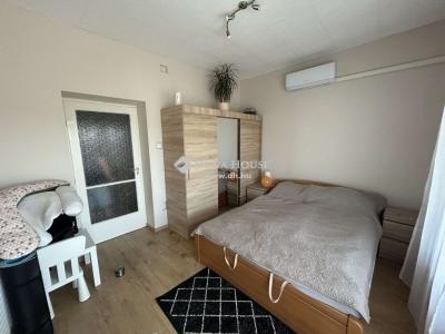 Eladó családi ház Monor