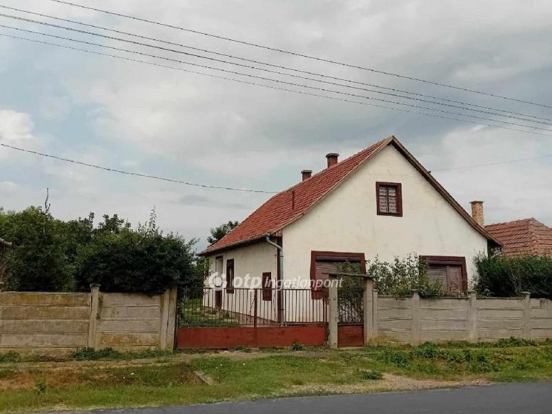 Eladó családi ház Nagykereki