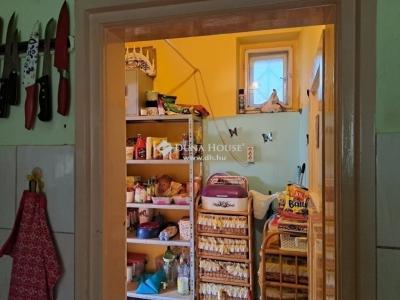 Eladó családi ház - 2230 Gyömrő