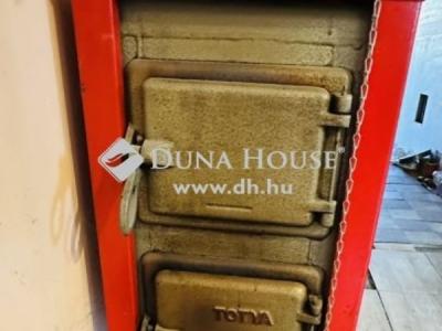 Eladó családi ház Esztergom