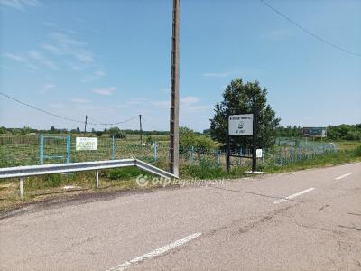Eladó lakóövezeti telek Polgár