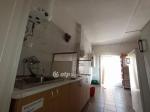 Eladó utcai bejáratú üzlethelység Boldog