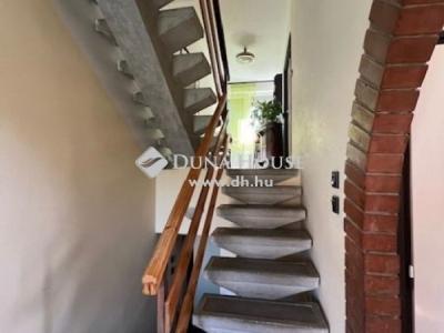 Eladó családi ház Budapest
