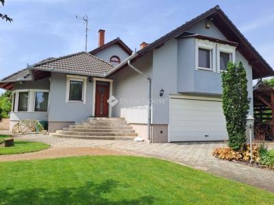 Eladó családi ház Kecskemét